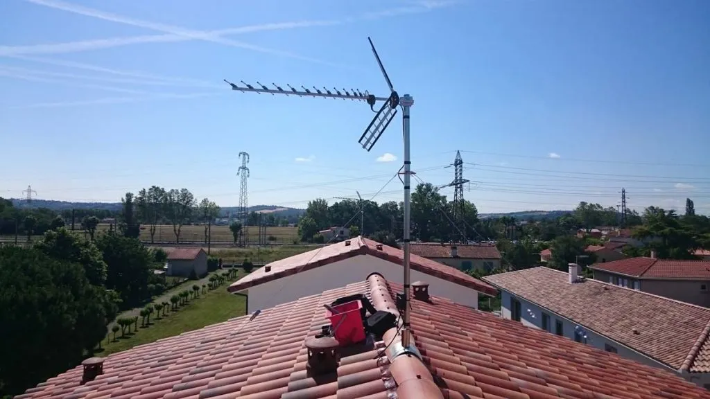 Réparation d'antenne télévision